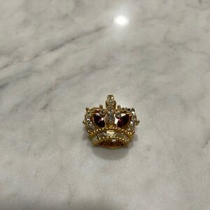 Vintage Bellini crown brooch